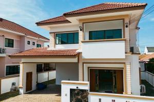 บ้านเดี่ยว ปิยวัฒน์3 บางแสน-อ่างศิลา รีโนเวทใหม่ทั้งหลัง